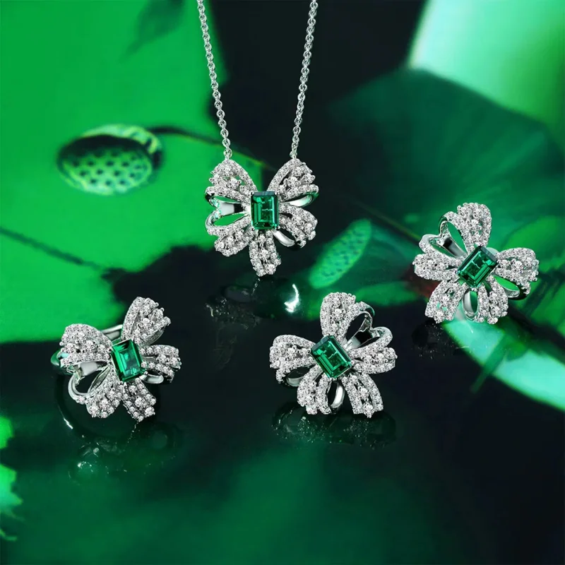 2024 New Bow 1ct Emerald 100% S925 Silver luxury surround studded with diamond rings Jewelry for Women