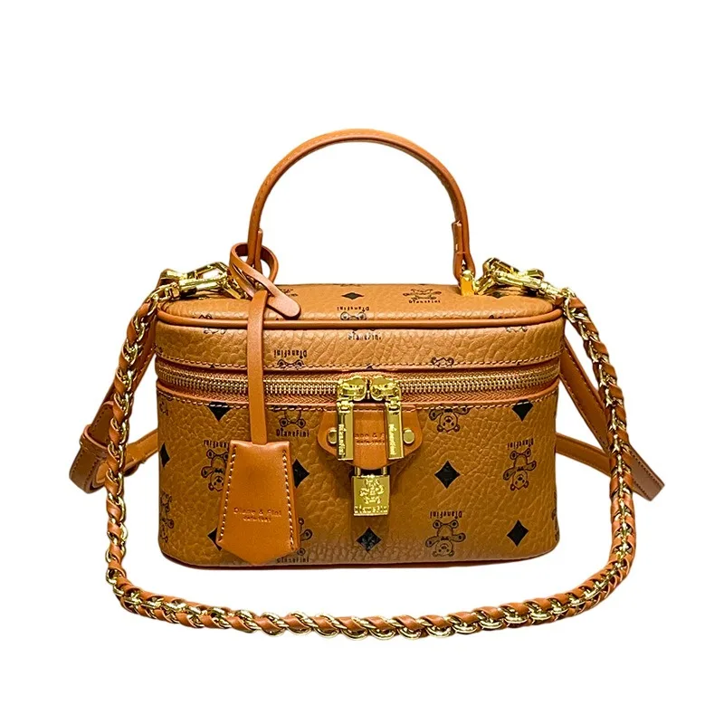 stylish-elegant-designer-diaper-bag-luxury-crossbody-handbag-for-women-with-unique-vintage-style-and-large-capacity-tote