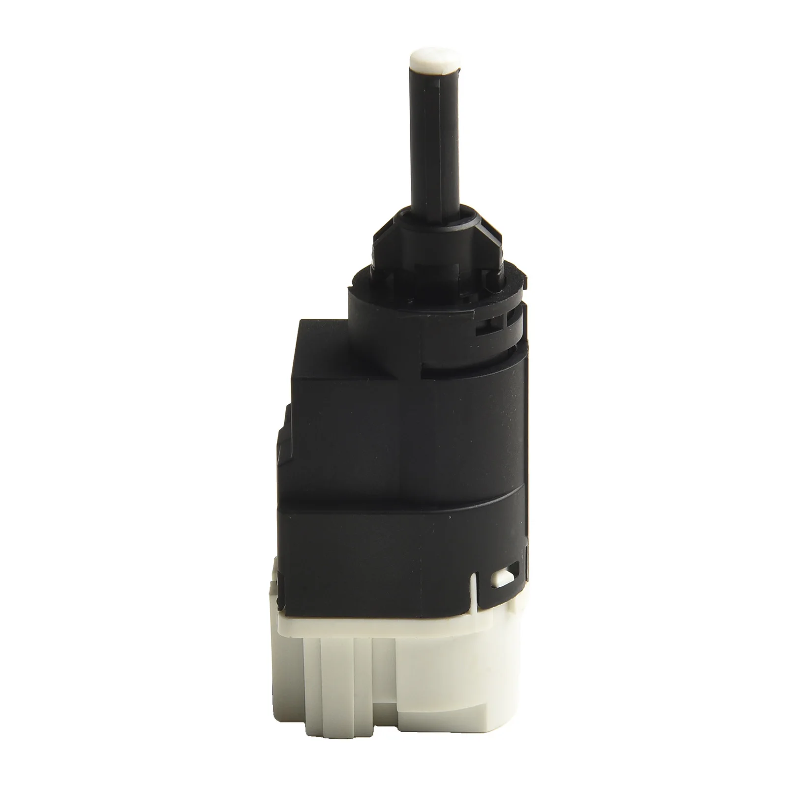 

Replacement Brake Light Switch 253206170R for Renault and For Nissan For Captur For Clio III IV X83 Vehicle Use