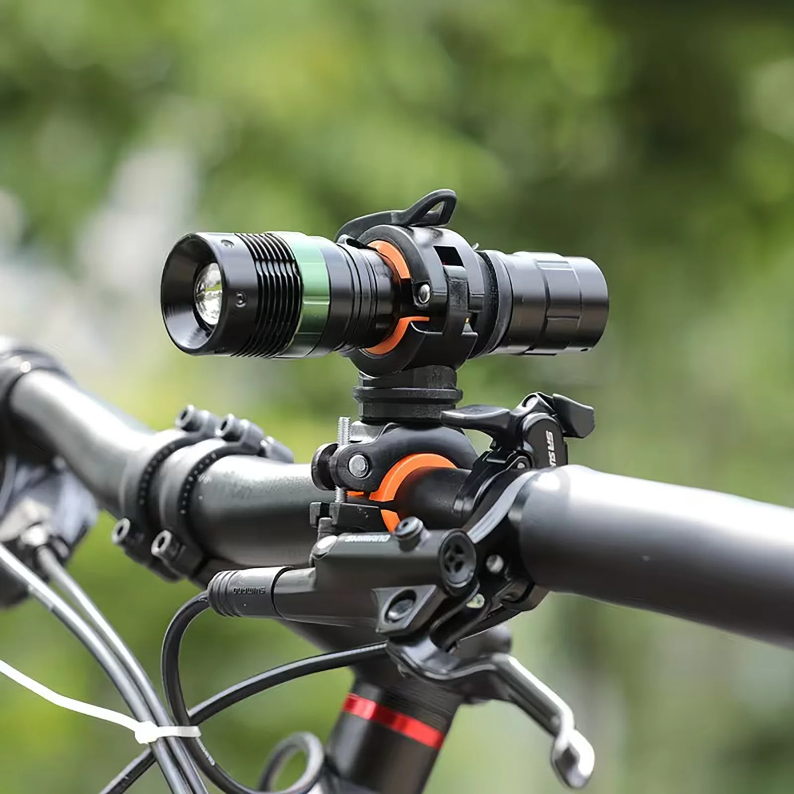 TOSUOD 360 ° Drehbarer Fahrrad-Taschenlampenhalter Universeller Lenkerclip Verstellbare Fahrradlicht-Halterung Zubehör – Detail 6