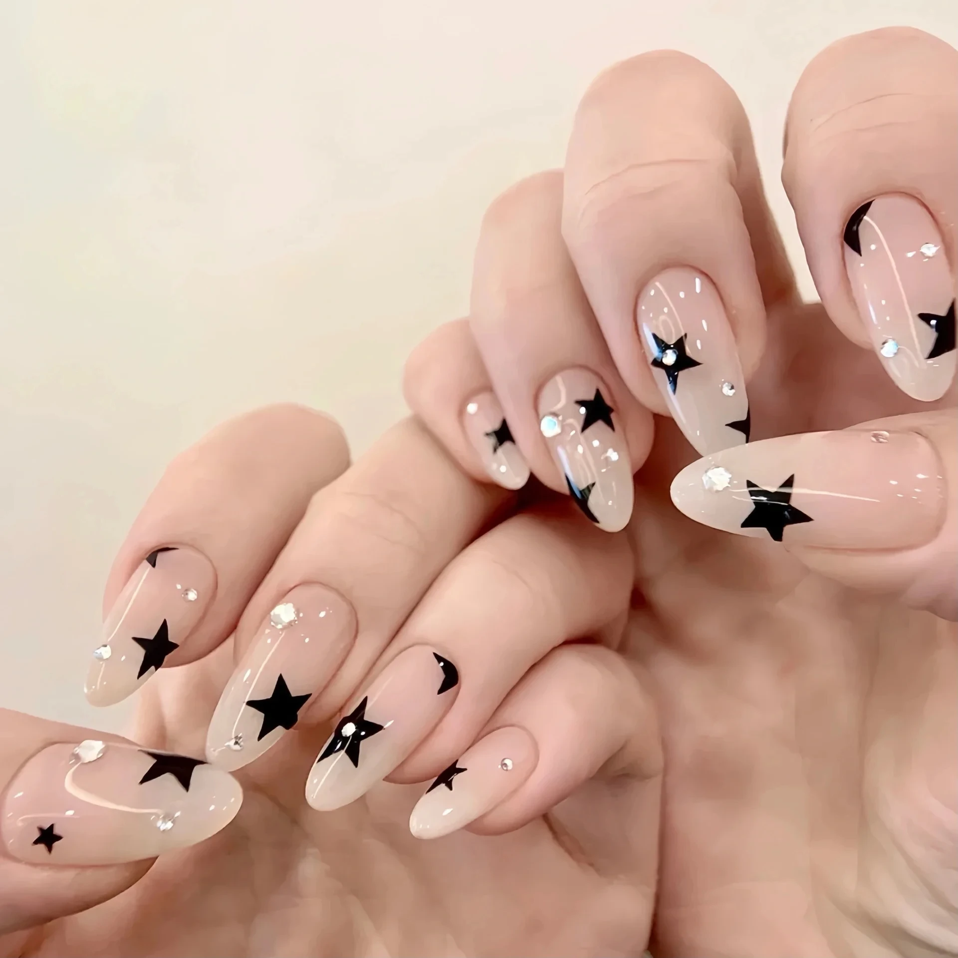 2024 3D Black Stars Nail Art Sticker *Y2K* Pentagram White Black Adhesive Slider Luxury Black Star Manicure Decoration Slider