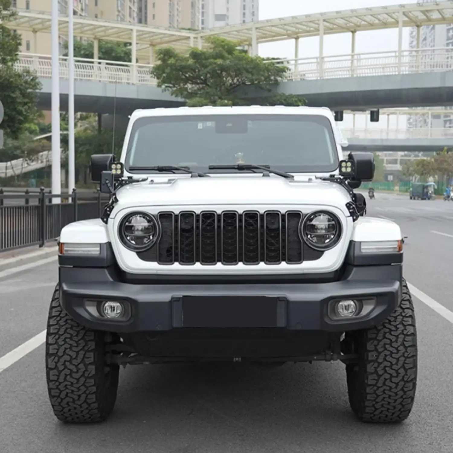 Front Bumper Mesh Grille Car For Jeep Wrangler JL JT 2018 2019-2024 External Accessories Silver Matte Black Without Camera Hole