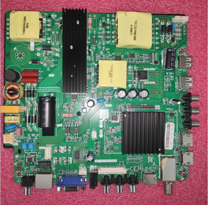 ¡Envío gratis! HK.T.RT2831P838 Android 4-core WiFi red placa base 1G + 4G 125V--145V 550ma 1920x1080