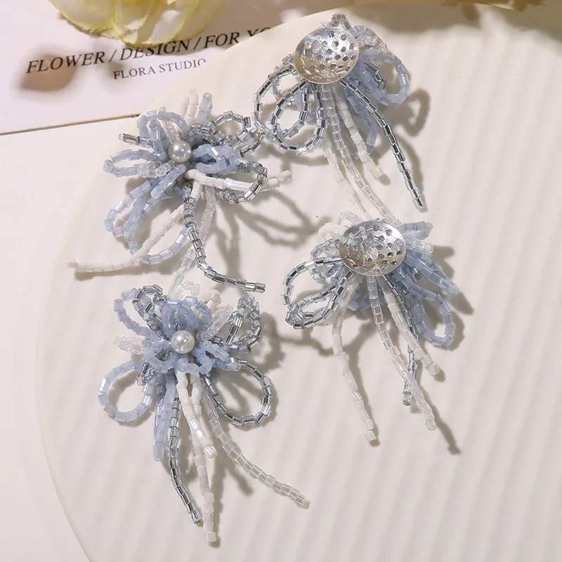 

Korean Style Crystal Shoe Buckle Charms Pearl Flower with Smoky Gray Tassel for Jelly Clogs Summer Cool DIY Accessory