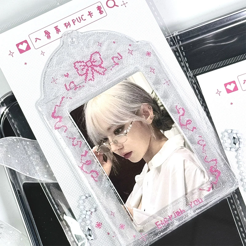 Pixel Style Kpop Photocard حامل معرف شارة حامل بطاقة حافلة الطالب واقية صور الأكمام موضة Bowknot حامل بطاقة الصور