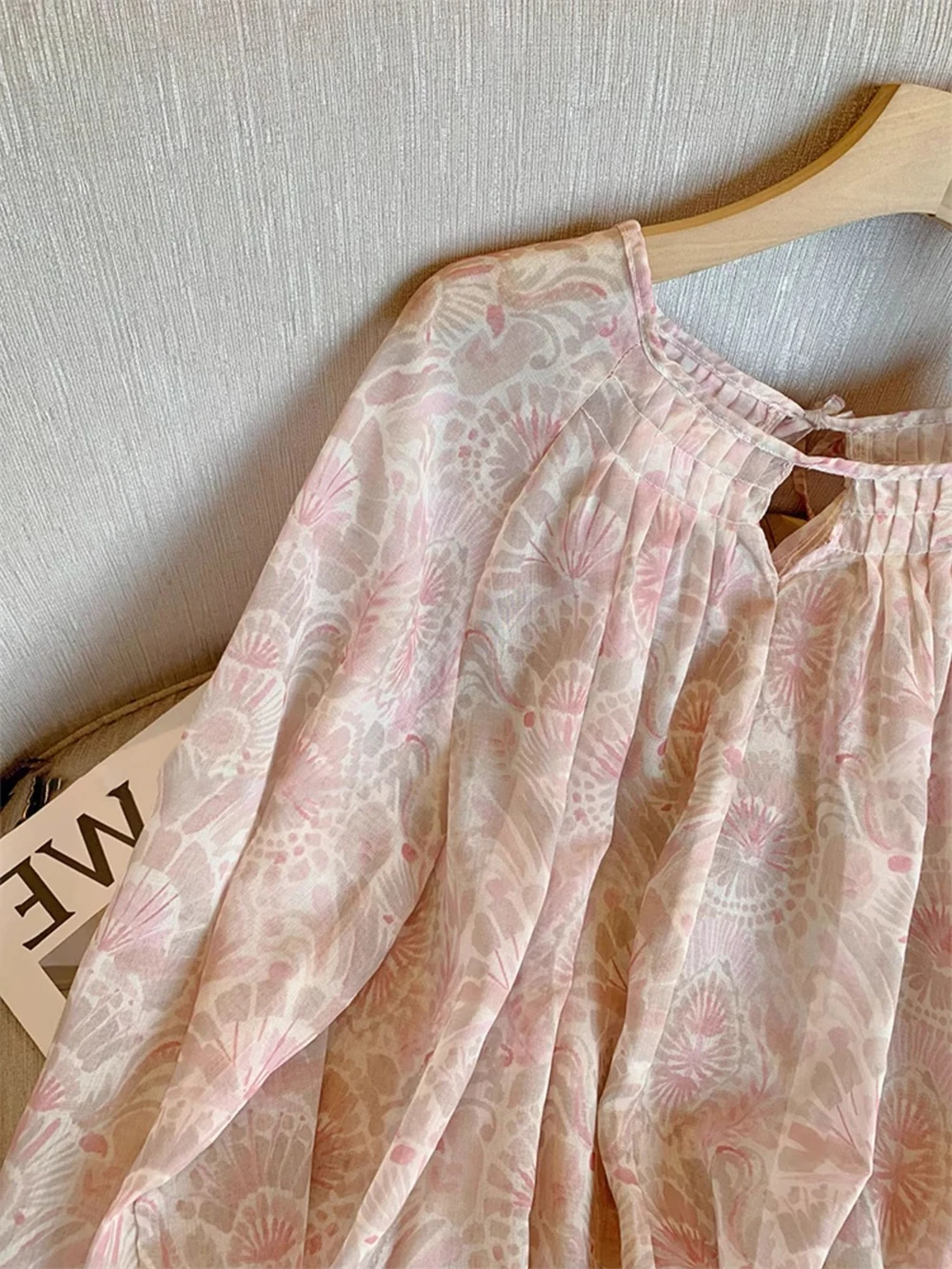 حلوة الأزهار طويلة Sve رقيقة irt M عكس فام Sle النسخة الكورية فضفاضة Sle زر حتى الشباب بشكل متداخل irt