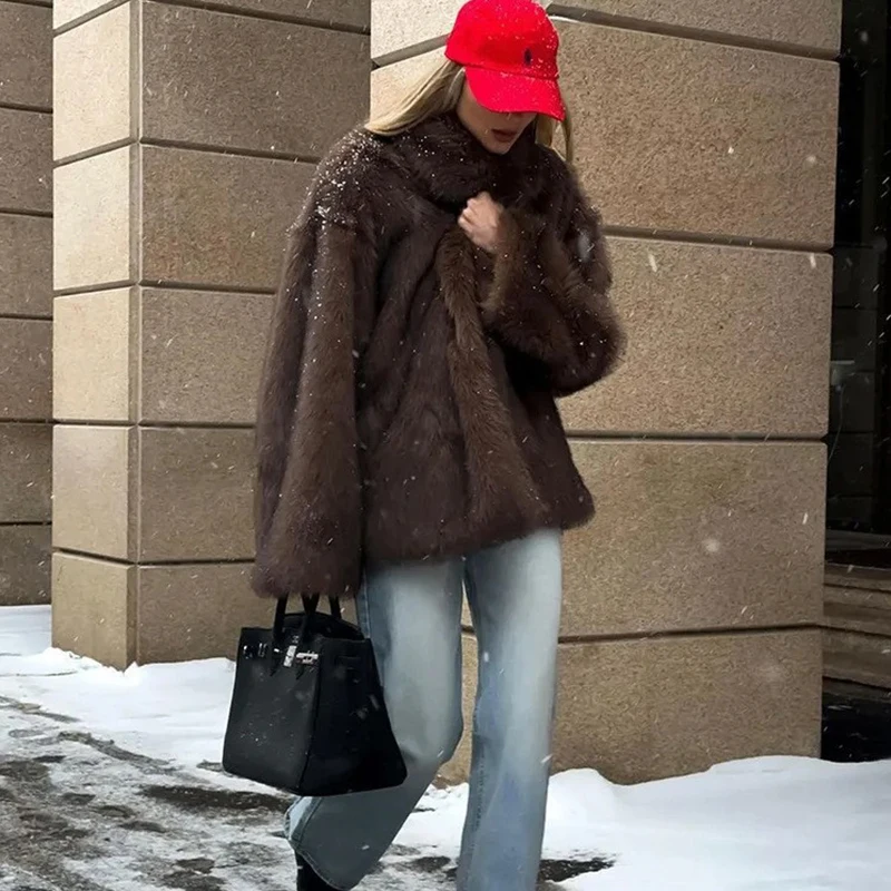 Women's Fashion Faux Fur Coat Super Hot Autumn Winter Women Short Faux Fox Fur Fluffy Jacket High Quality Ladies Furry Coats