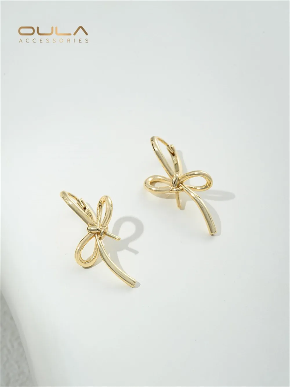 

Diy Hand-made Sticky Pearl Earring and Accessory Material with 14K Gold-plated Bow Lines and Half-hole Beads