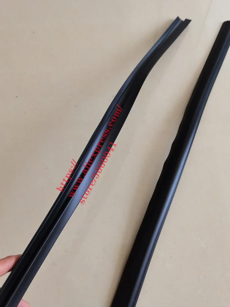 2PCS/SET Rear side window rubber strip for Great Wall Haval H3 H5 Rear door glass column decorative strip sealing strip