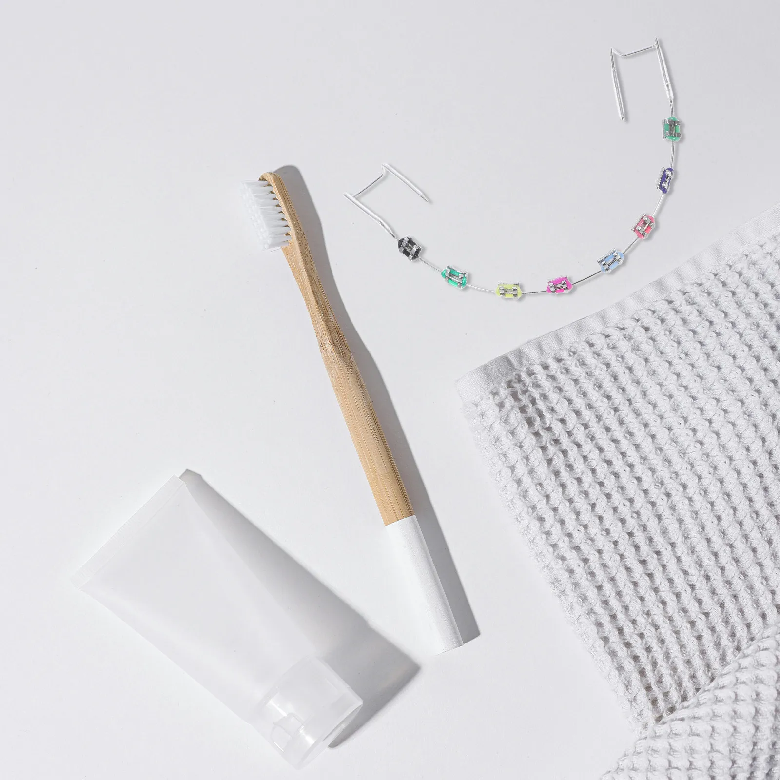 

Teeth Metal Bracket Temporary Decoration Metal Ligature Ties Practice Props Explain Props for Students Temporary Teeth