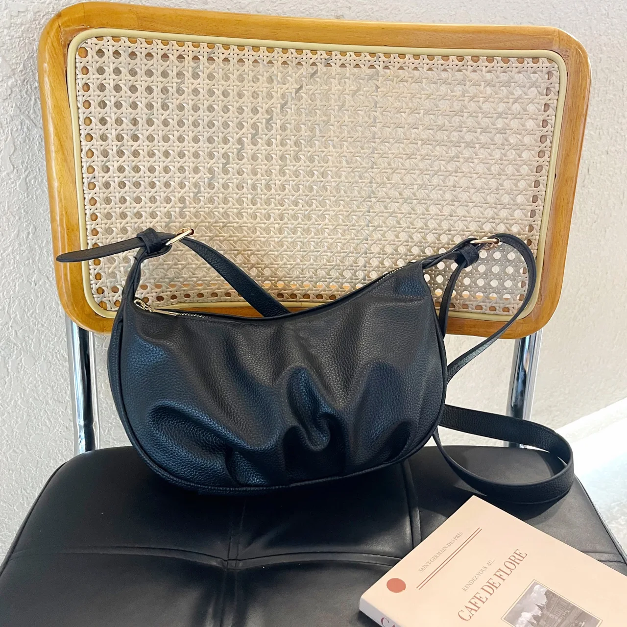 حقيبة هوبو سوداء لعام 2025 للنساء، حقيبة كتف تحت الإبط من حبوب الليتشي، محفظة كروس متعددة الاستخدامات، أنيقة جدًا وبسيطة #6