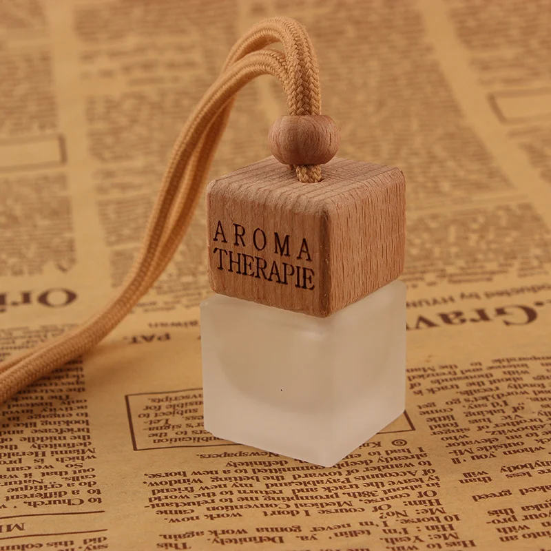 Mini Perfume Bottles with Wood Lid 8ml Essential Oil Container Car Air Fragrance Empty Pendant Auto Perfume Frosted Glass Bottle