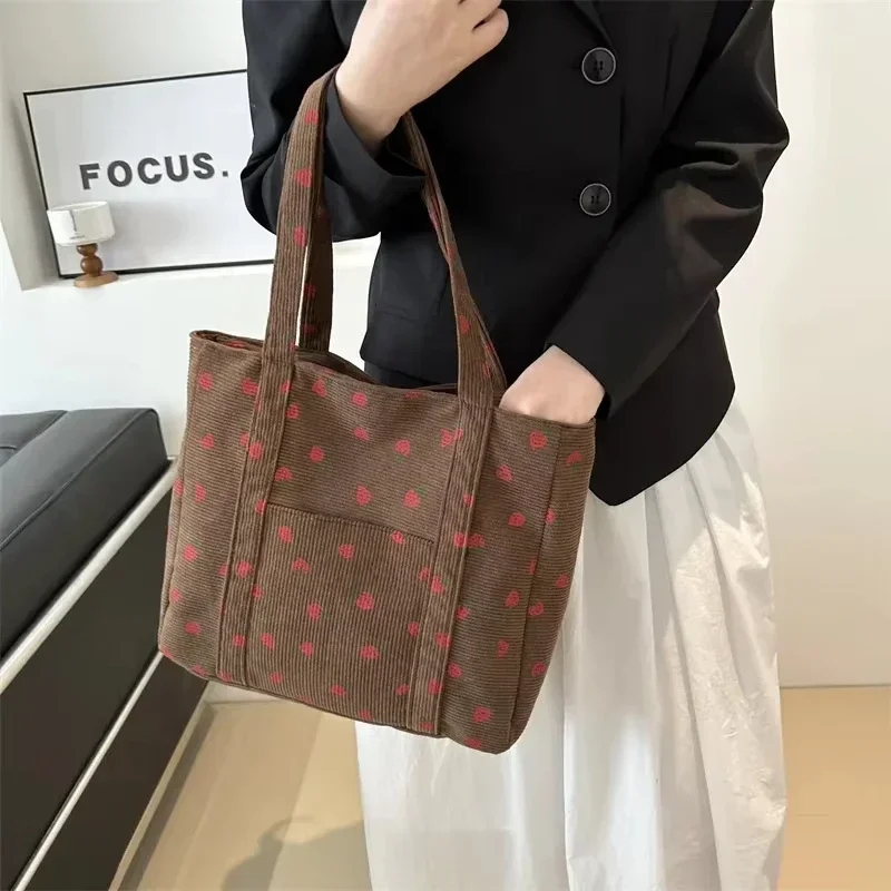 Cord-Handtasche mit Erdbeer-Print, Strandtasche, Modische Große Tragetasche für Frauen, Vielseitige Pendler-Schultertasche, Bolsos – Detail 3