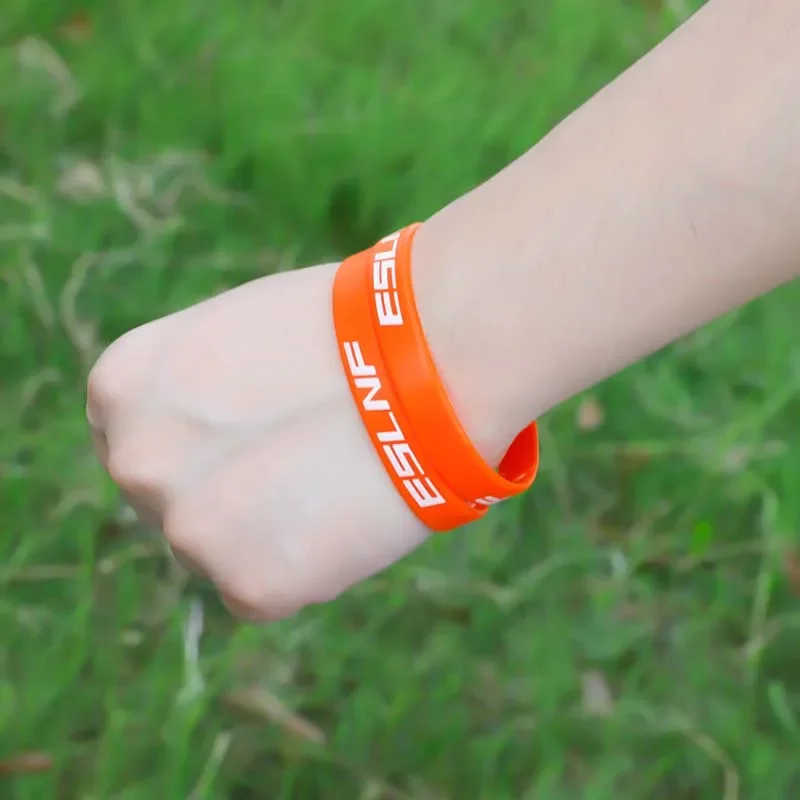 맞춤형 방수 부드러운 탄성 고무 스포츠 손목 밴드 실리콘 손목밴드