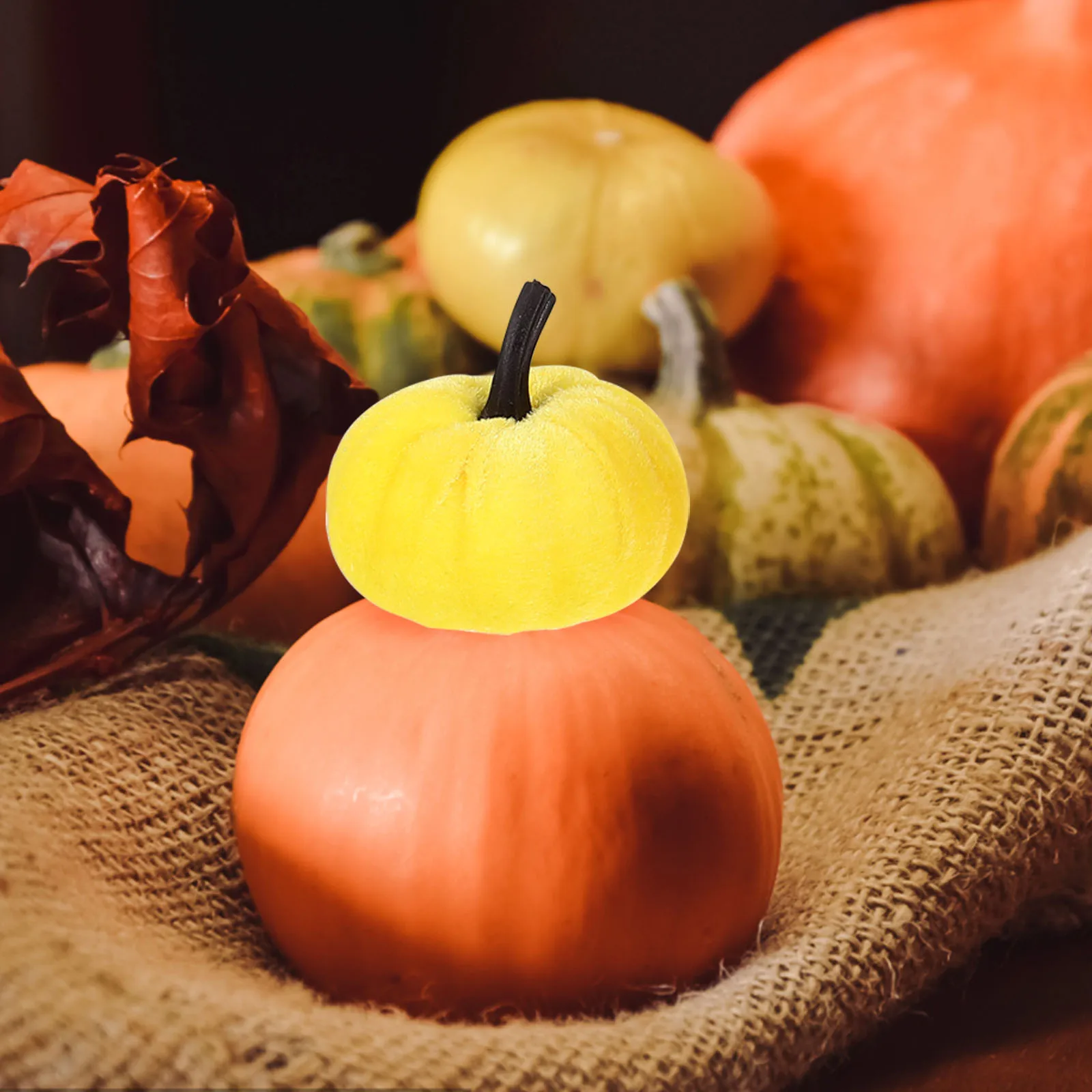 

15Pcs Lint Pumpkins Fine Workmanship Harvest Festival Decor Halloween Pumpkin Ornaments Party Props Lint Pumpkin