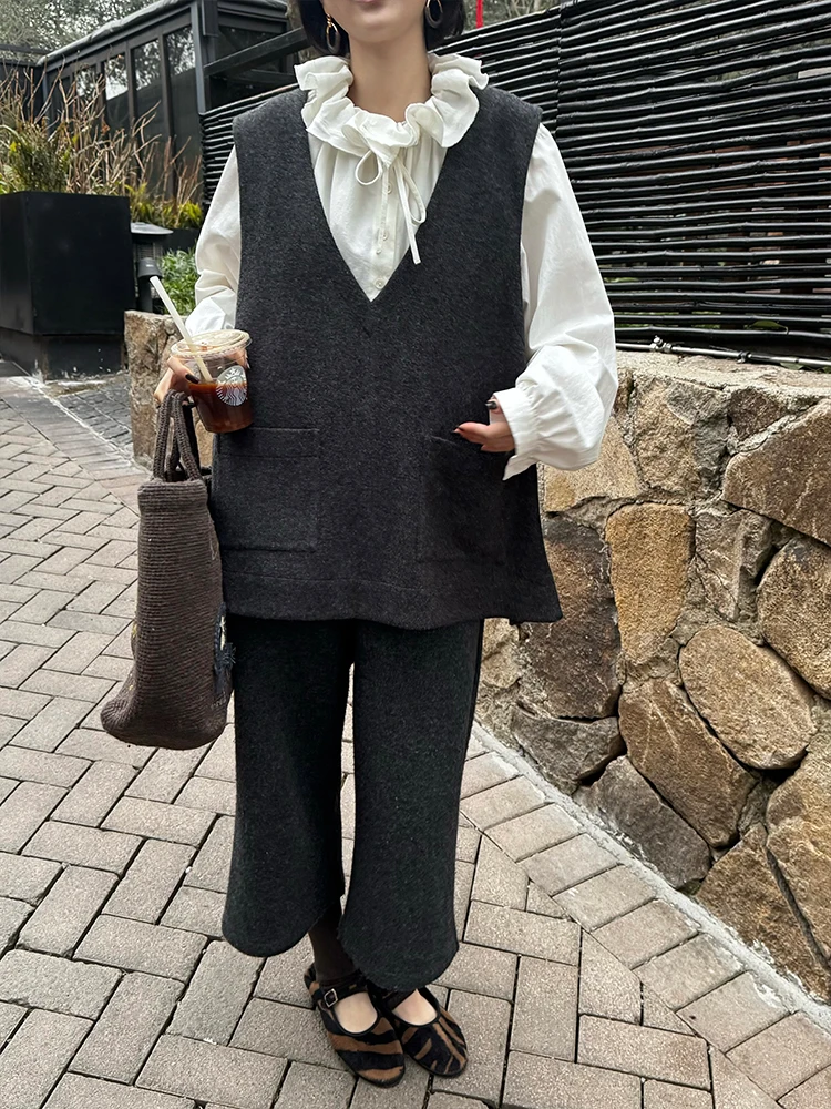 

Ультракомфортный жилет из ацетатной шерсти OWI: повседневный, свободного кроя, с боковыми пуговицами, двойными карманами, стройнящий, для женщин