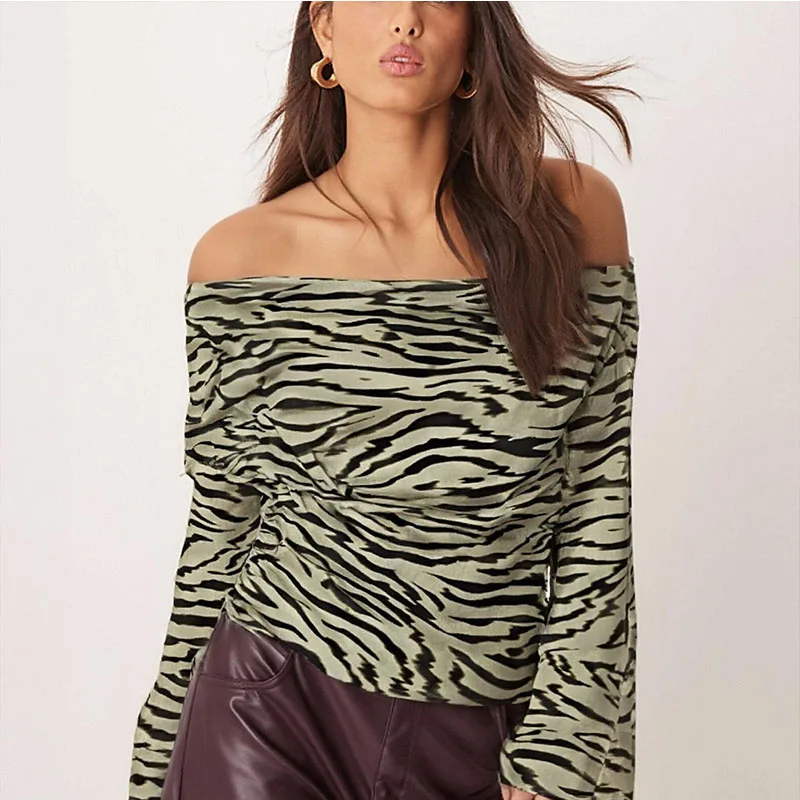 

2025 New Foreign Trade Women's Zebra Stripe Print Asymmetric Off-Shoulder Fashion Top