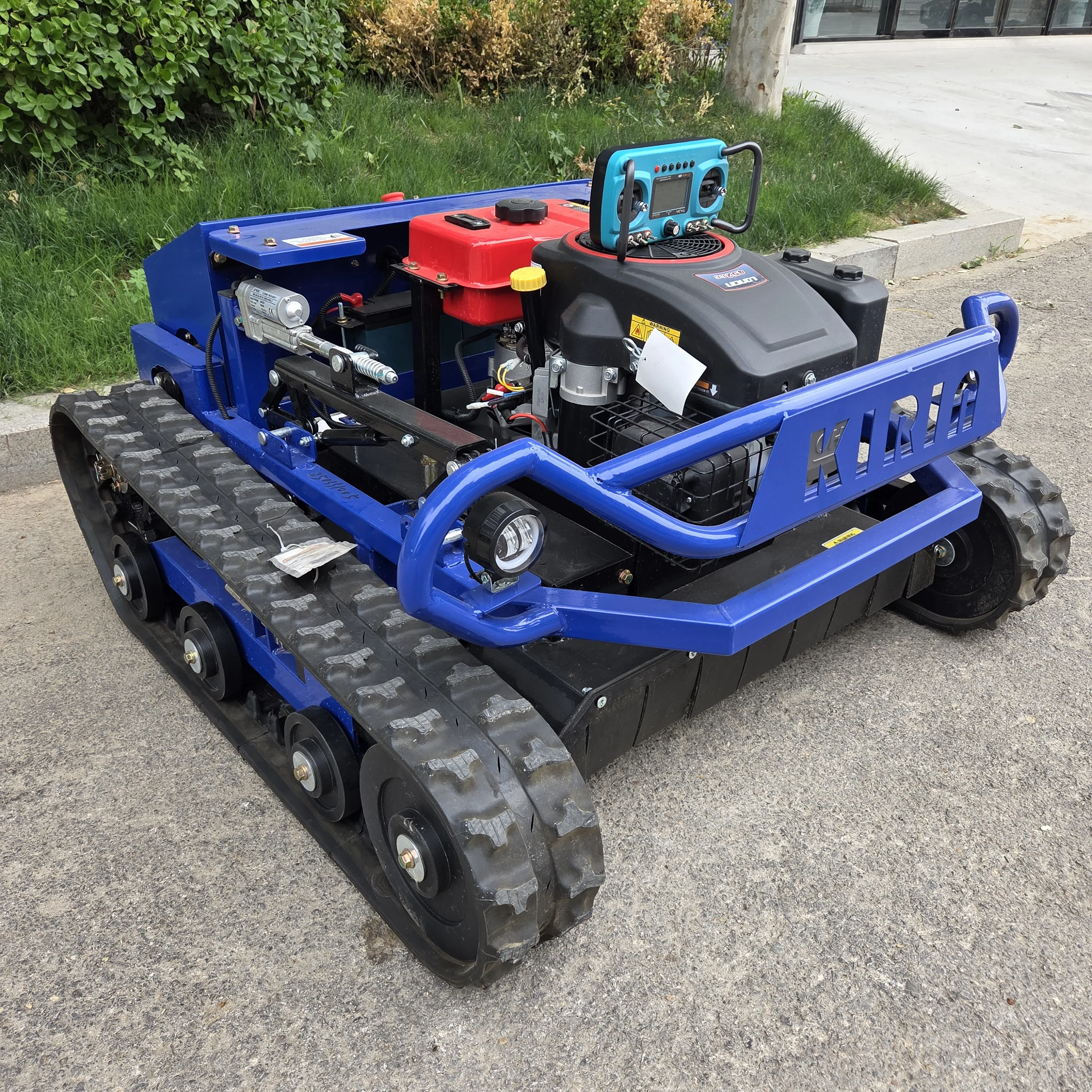Hot - Selling ZNW - 800 Remote Control Lawn Mower: Tracked Design, Low Price, Durable Build, LED Lights & Customizable Engine