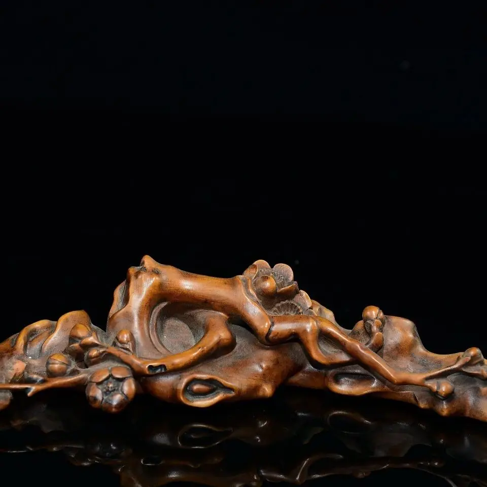 Chinese boxwood solid wood carving plum blossom pen holder home decoration living room desk decoration