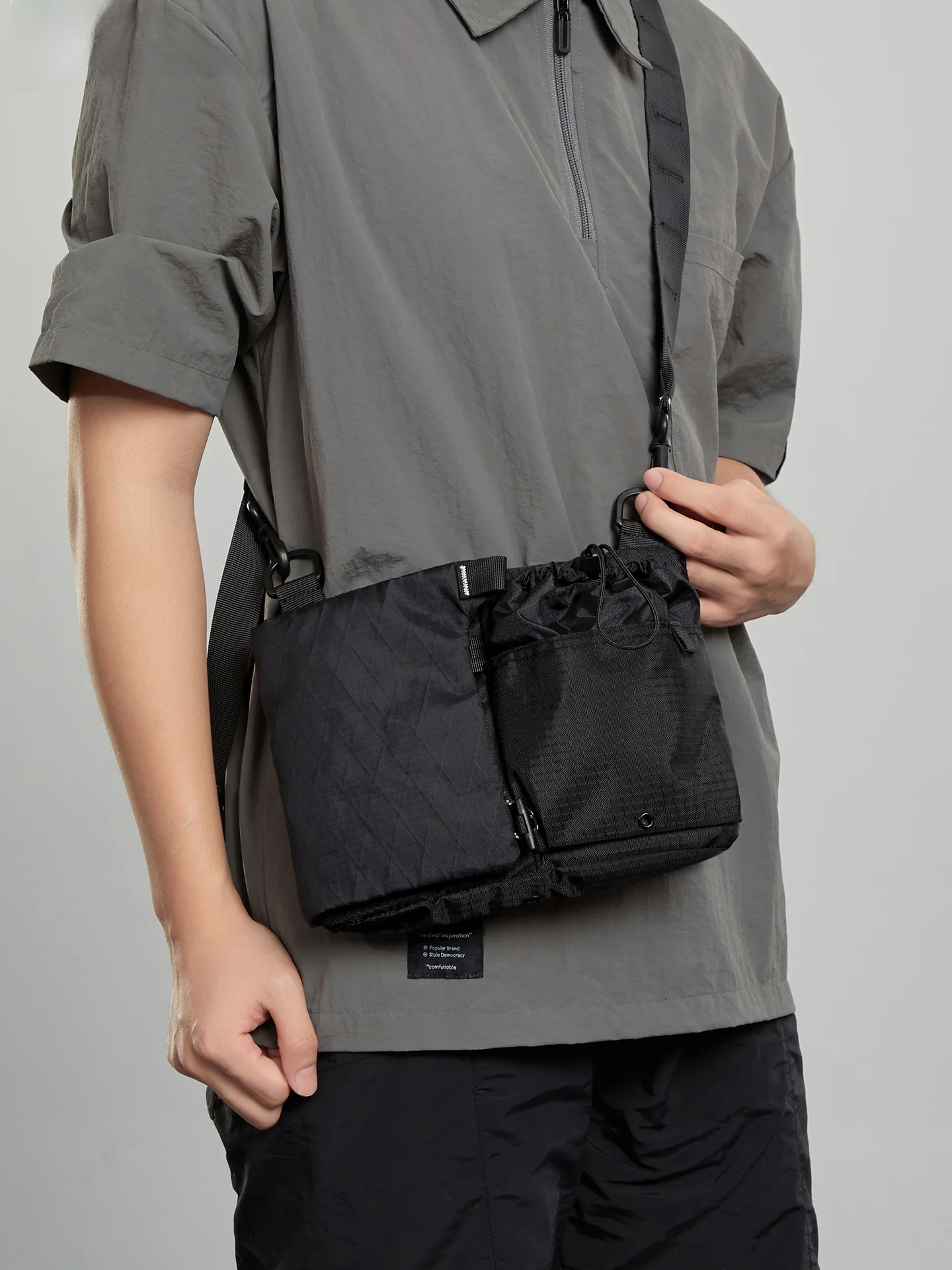 

Мужская повседневная легкая сумка-кроссбоди для города, спортивная сумка через плечо, многофункциональная нагрудная сумка, новая функциональная модель.