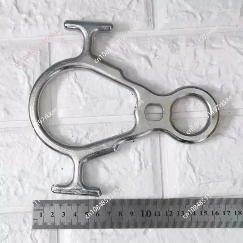 Stainless Steel Climbing Res Large Figure 8 Word Rock Climbing Horn Hoop Abseiling Device, Downhill Slow Down Descender