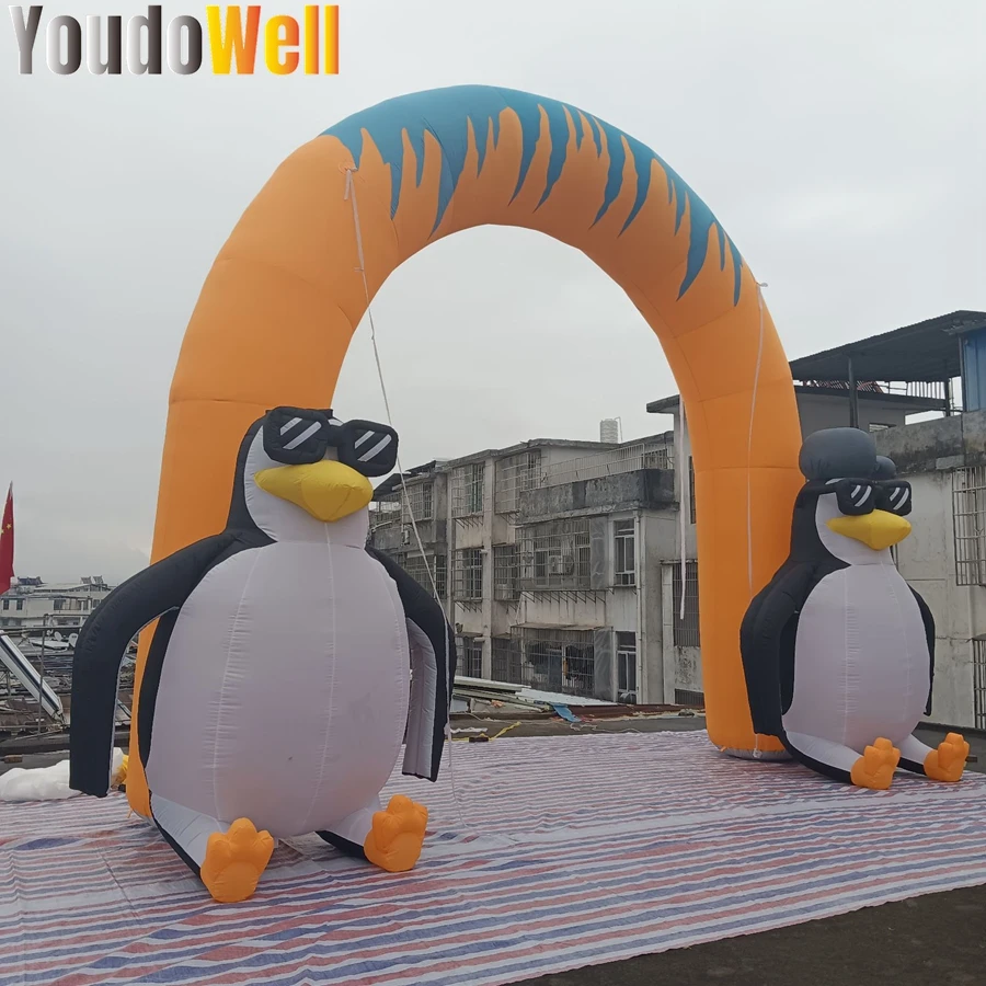 Arco inflável do pinguim para a piscina, a porta da porta da atividade, usada