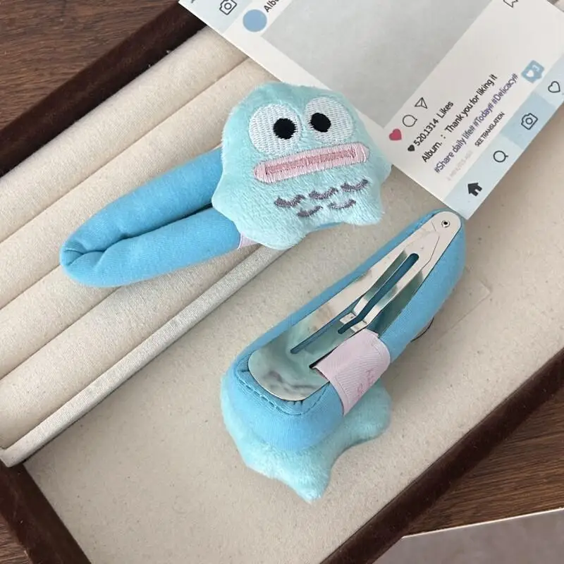 

Sponge BB clip, Sanrio mermaid, Handon plush cartoon, ugly fish, soft, cute, fun to sell, cute bangs, edge clip, hair clip