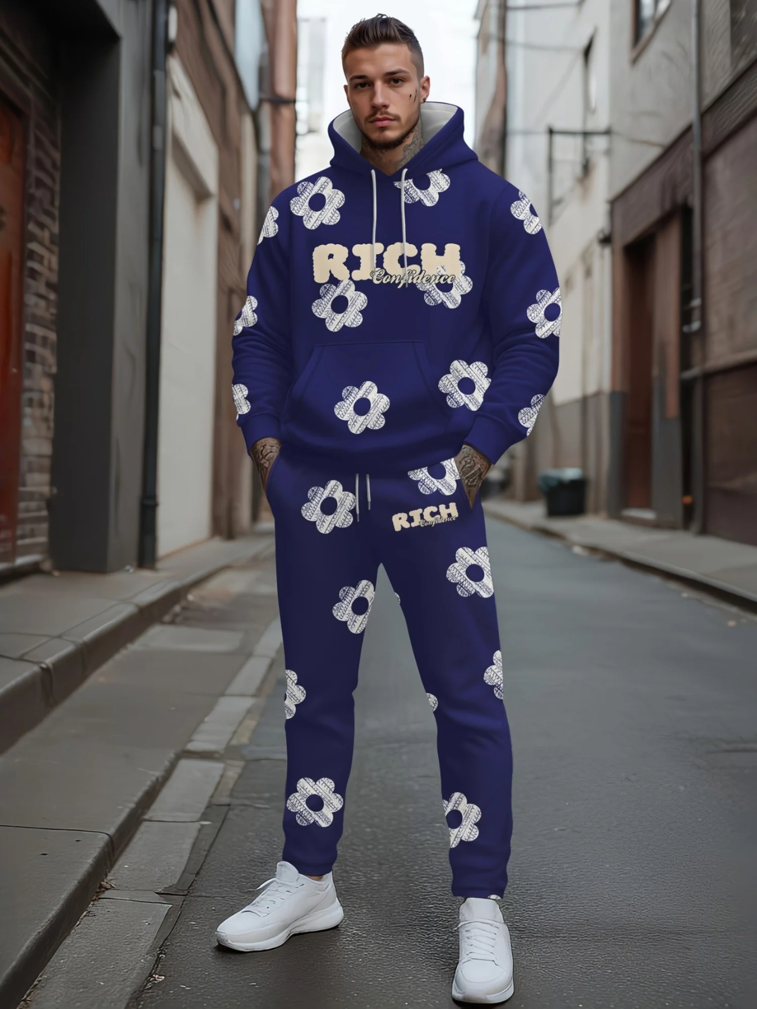 

Весной и осенью 2025 года — популярный мужской комплект с капюшоном — это повседневная и модная уличная одежда с 3D-принтом.