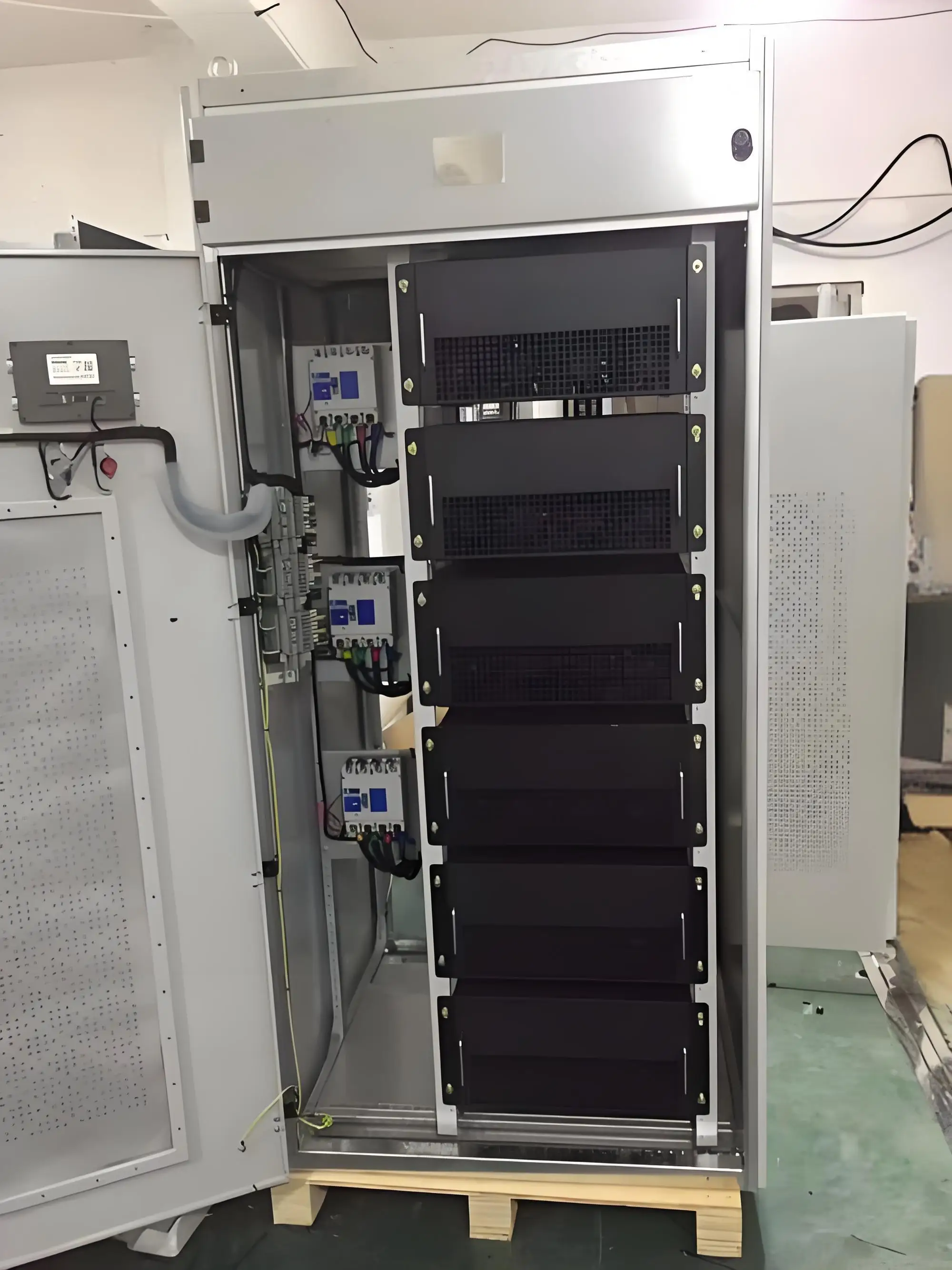 for Power Distribution  Electrical Equipment Wall-Mounted  Active Harmonic Filter