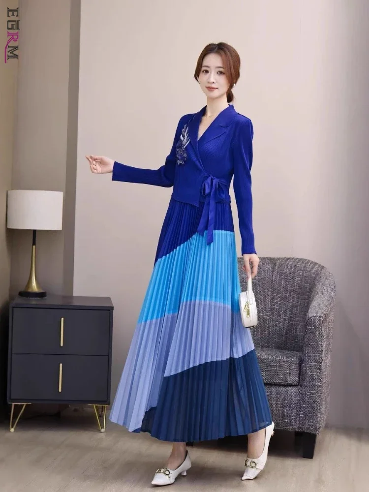 プラスサイズ 2025 夏の新ミディアム丈プリーツドレスエレガントなひだスカート若い母親のためのファッショナブルな優しいスタイル