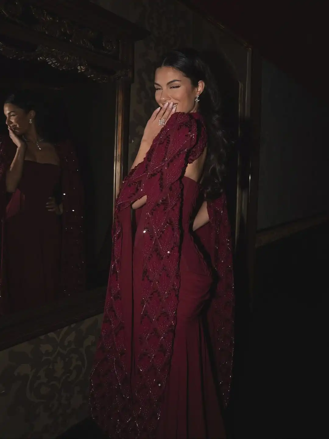 Ofherown Luxury Beaded Sequins Cape Sleeve Evening Dresses Burgndy Strapless Pleat Chiffon Prom Gowns Party Dress Customized