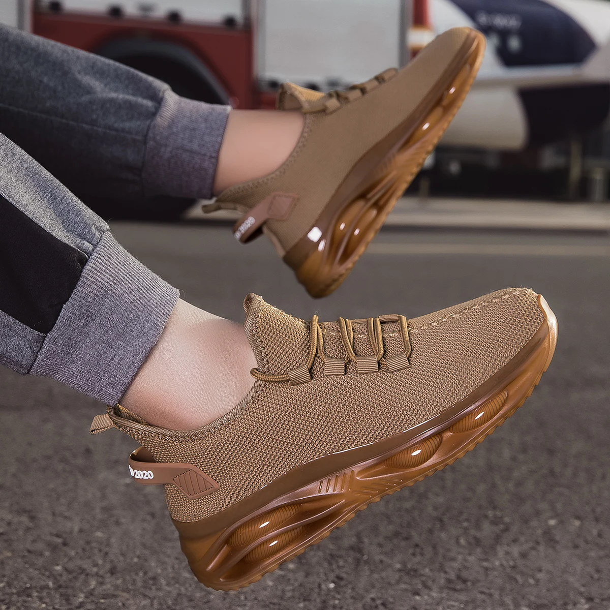 أحذية رياضية للركض للرجال أحذية رياضية كاجوال قابلة للتنفس باللون الأسود والبني والأبيض للتنس والمشي في الهواء الطلق واللياقة البدنية مقاس 39-46