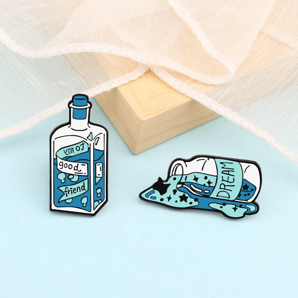 Dream&Secret Drift Bottle Shirt Lapel Pins Unisex Blue Ocean Glass Bottles Brooch Enamel Hat Badge Jewelry Gift for Best Friends