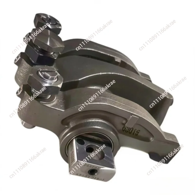 Suitable for Cummins engine rocker arm 3068190 4999540 3066305 Suitable for XCMG XE60GA excavator engine rocker arm assembly