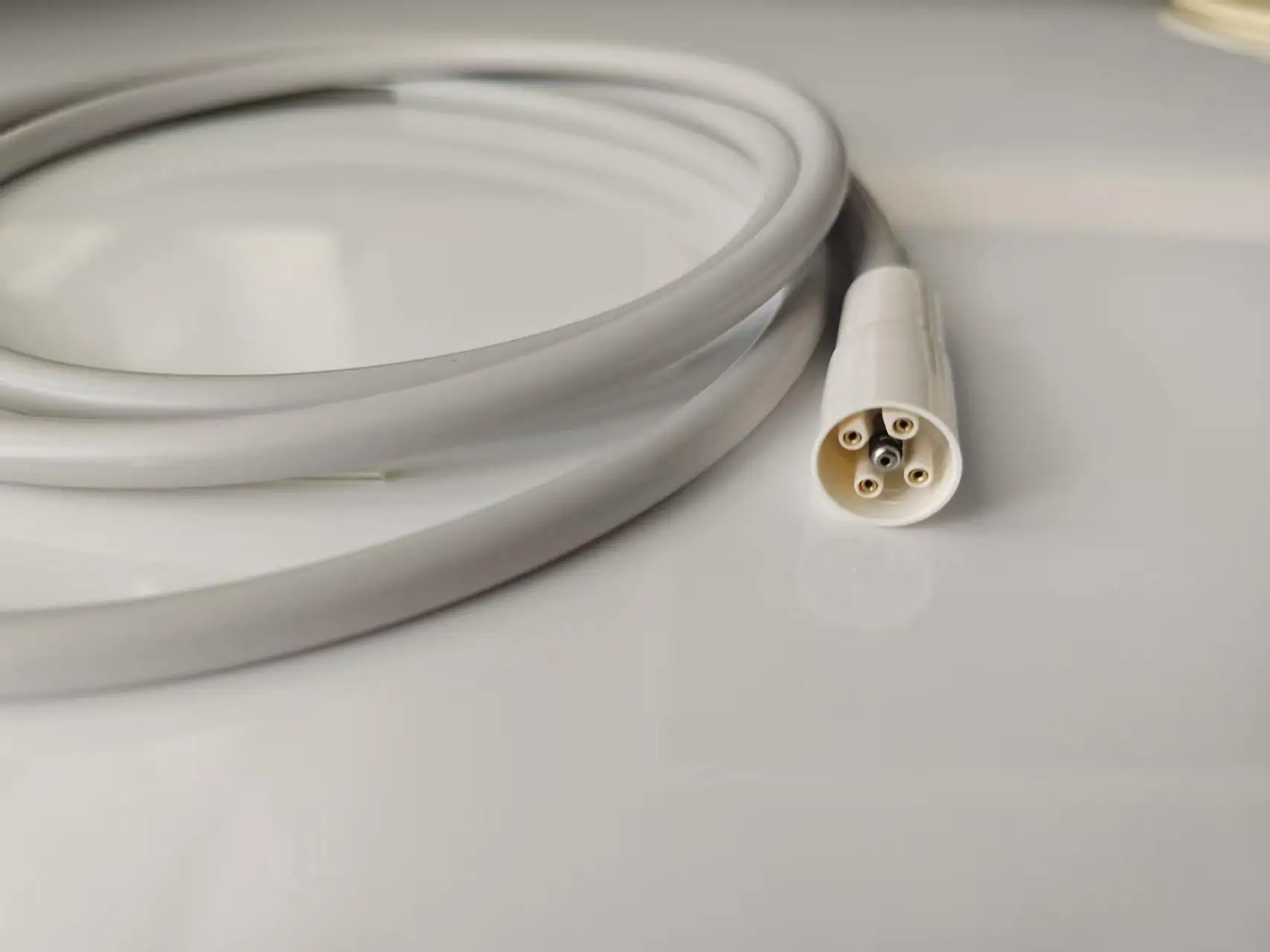 Dental Detachable Tubing Hose Cable LED Light Ultrasonic Scaler Handle Handpiece Pipe Fit for DTE SATELEC T9