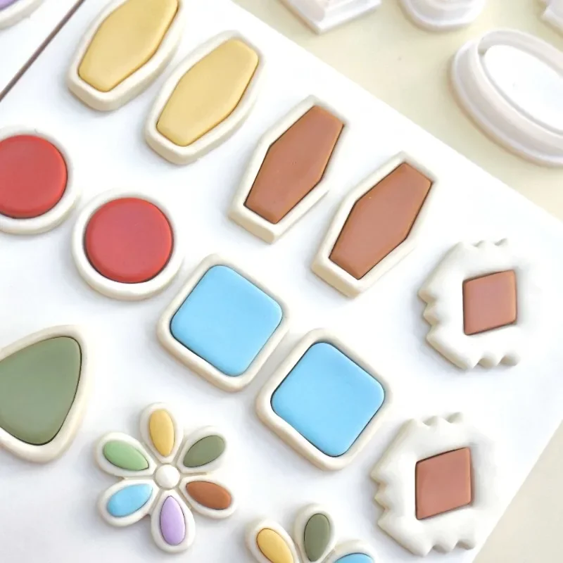 2Pcs Geometry Arc Shape Polymer Clay Cutter Soft Pottery Earrings Polymer Clay Molds DIY Ceramic Earrings Jewelry Pendants Tools