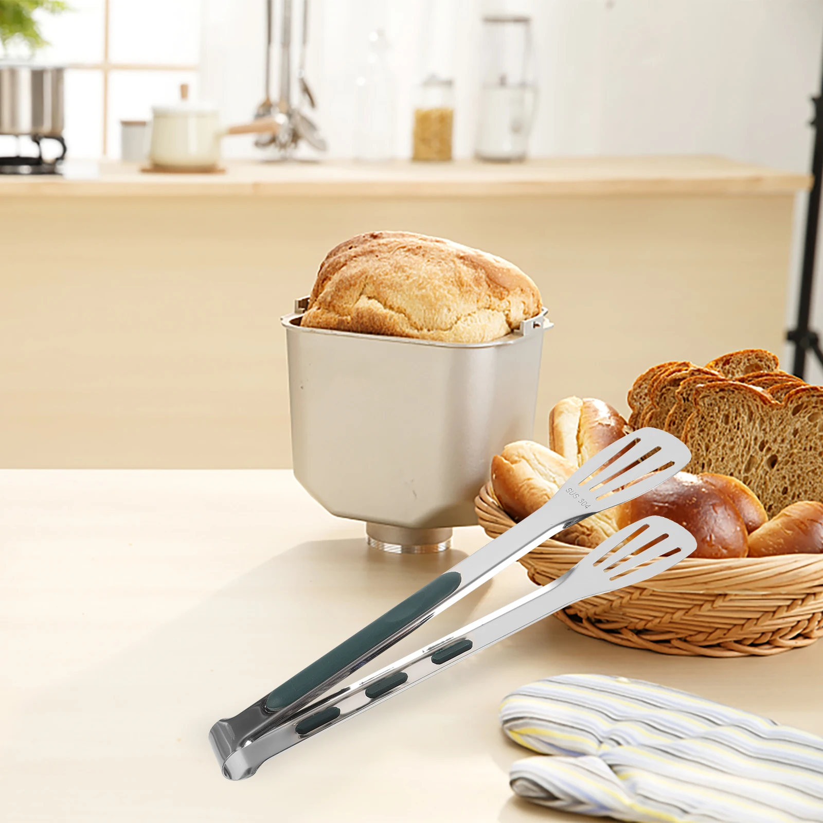 1Pc User-Friendly BBQ Charcoal Tong Wave Design Tongs For Outdoor Cooking And Delicious Buffets