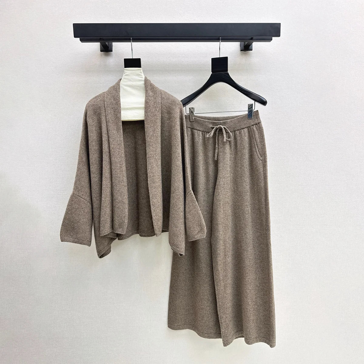 2026 High Quality Women's Big Collar Cape Cardigan High Waist Drawstring Wide Leg Pants Set--2692917