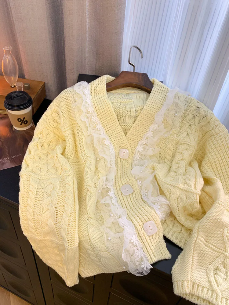 French Elegant Luxury Knitted Sweater V-Neck Long Sleeve Lace Pearl Patchwork Pullovers Yellow 2000s Aesthetic Y2K Streetwear