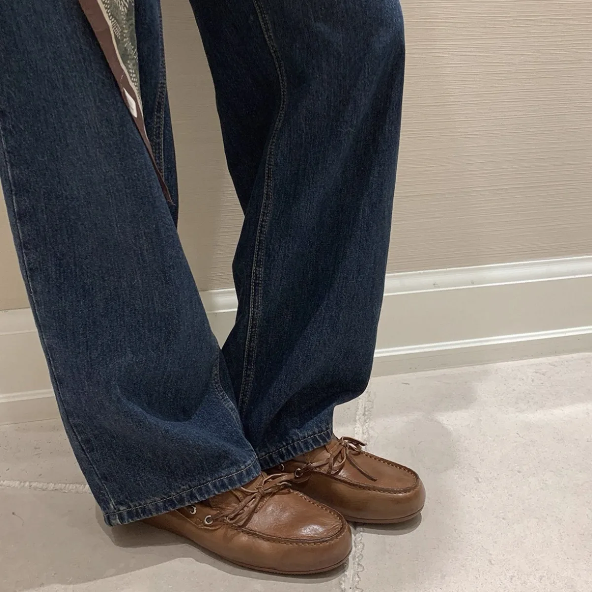 

Women's Retro British Slip-On Flats - Round Toe All-Match, Wear-Proof Soft Sole, Breathable Comfortable Shoes for Daily & Office