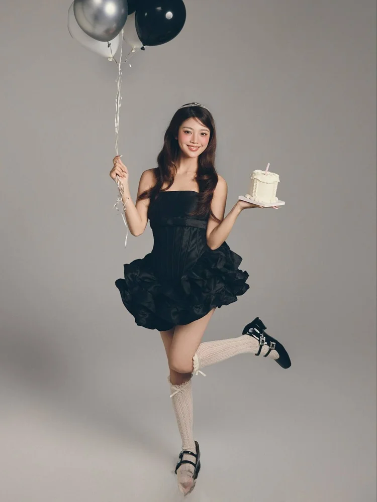 

2026 New Black Birthday Cake Skirt Photography Personal Atmosphere Sensation Korean Style Studio Lighting Environment Dress