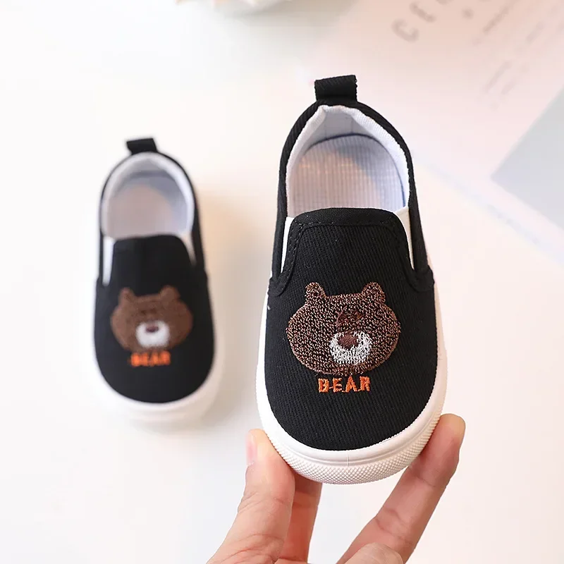 Chaussures en toile pour enfants, baskets respirantes à enfiler, légères et décontractées, motif ours de dessin animé, pour garçons et filles