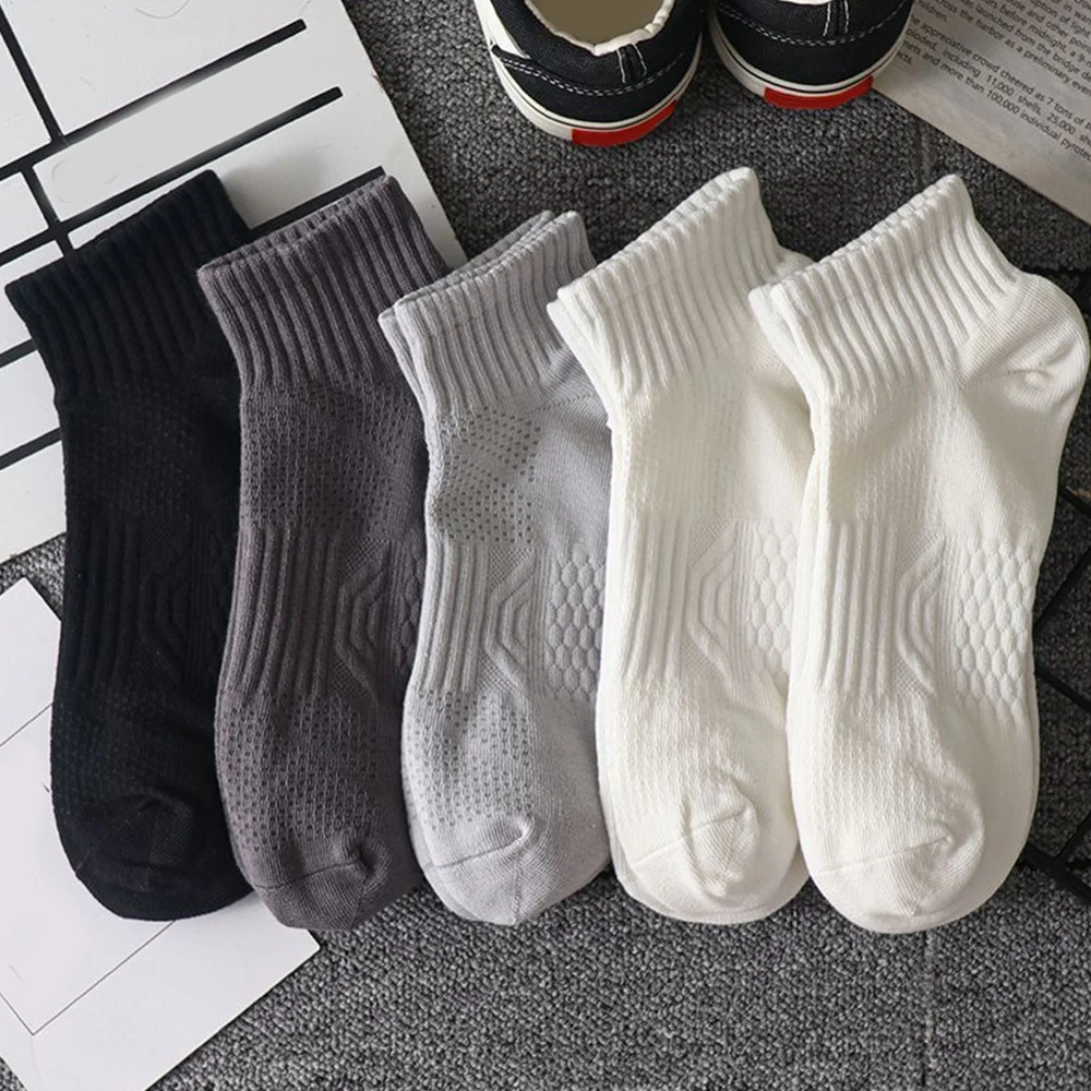 Calzini da uomo primavera estate sottile traspirante morbido cotone poliestere nero bianco grigio calzini a tubo basso Casual Business calzini da