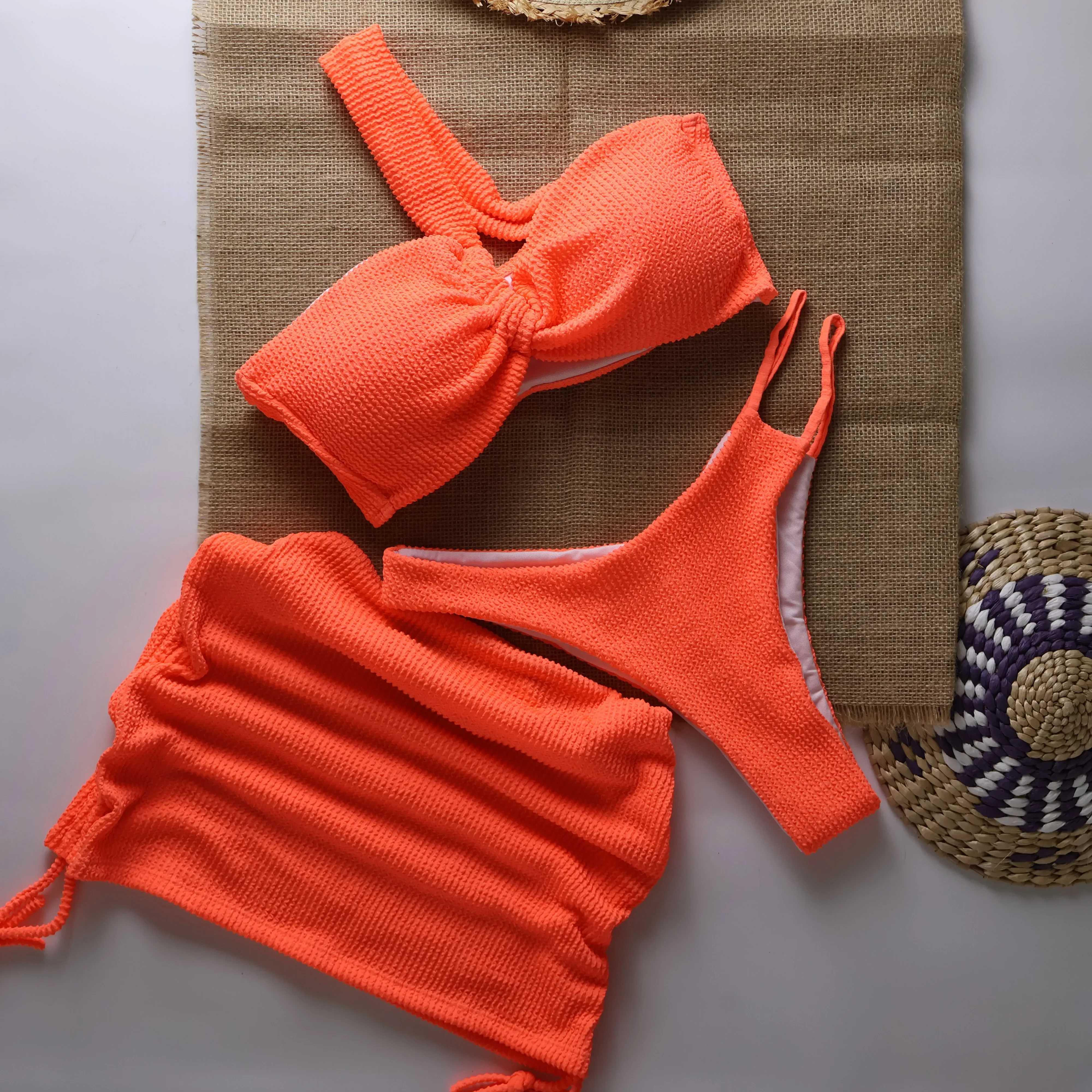 セクシーな3ピースマイクロビキニ2025女性用水着女性用水着Tバックビキニセットブラジリアンビーチウェア水着ビキニ