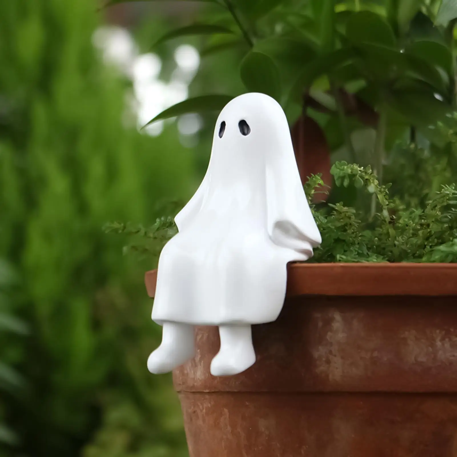 

Halloween Cute Ghost Statue Ghosts Small Scary Ghost Figurines, Halloween Home Decorations, Coffee Table Centerpieces Shelf