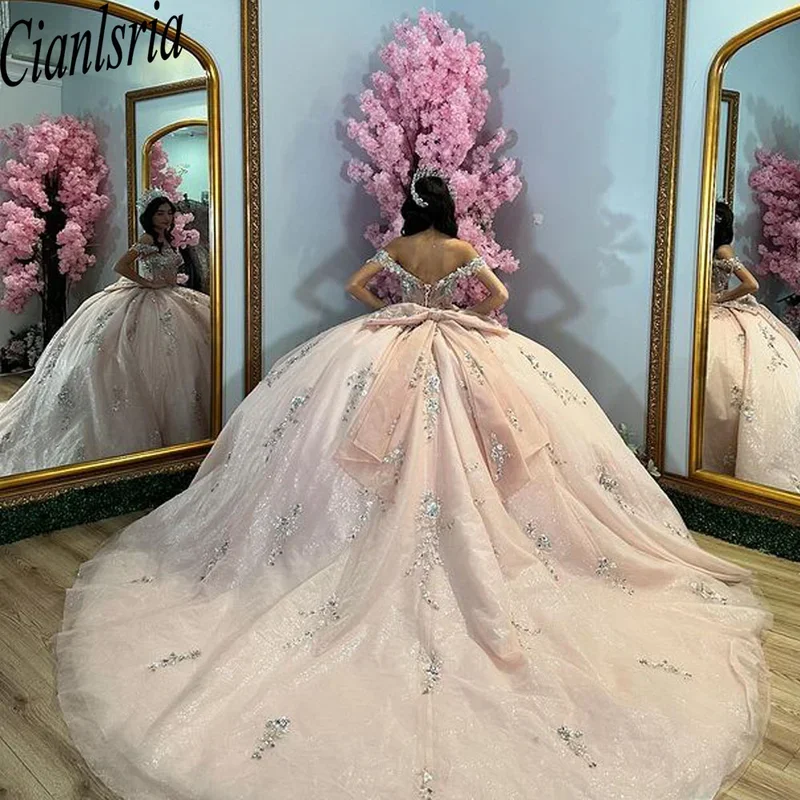 Rosa Ballkleid-Quinceanera-Kleid 2025, Applikationen, Blumen, Schleife, schulterfrei, süß, 15–16 Jahre, Vestidos de XV Anos