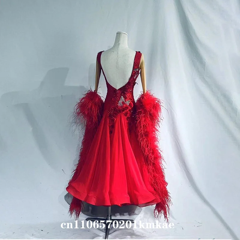 Elegant Red Feather Rhinestone Ballroom Dance Dress V-Neck for Tango Waltz Competition & Performance