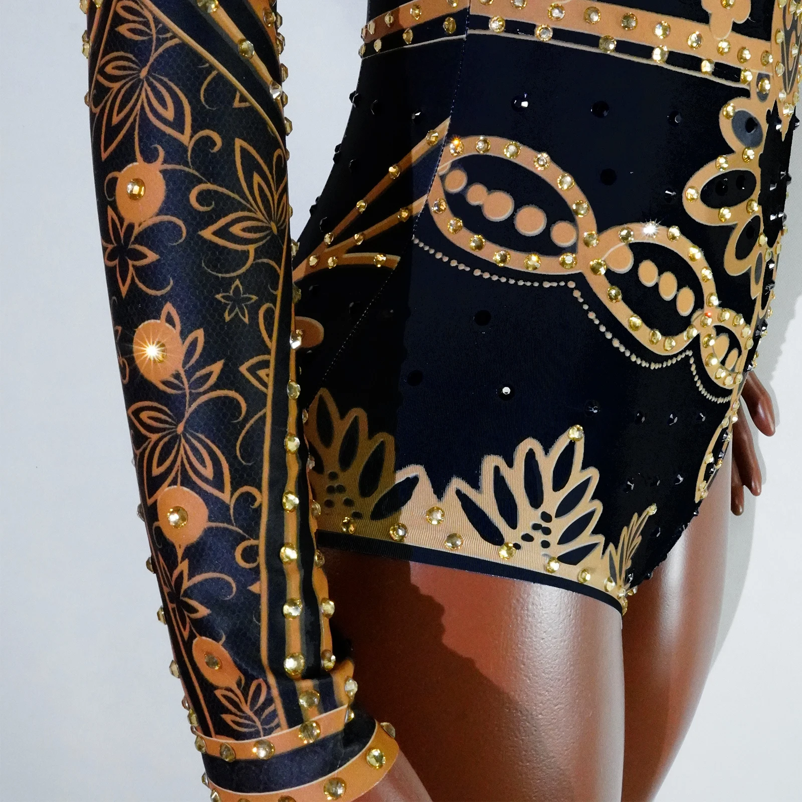 Luxurious Tight-fitting Jumpsuits Rhinestone Tassels Dance Performances Singer Parties Nightclub Stage Shows Drag Queen Costumes