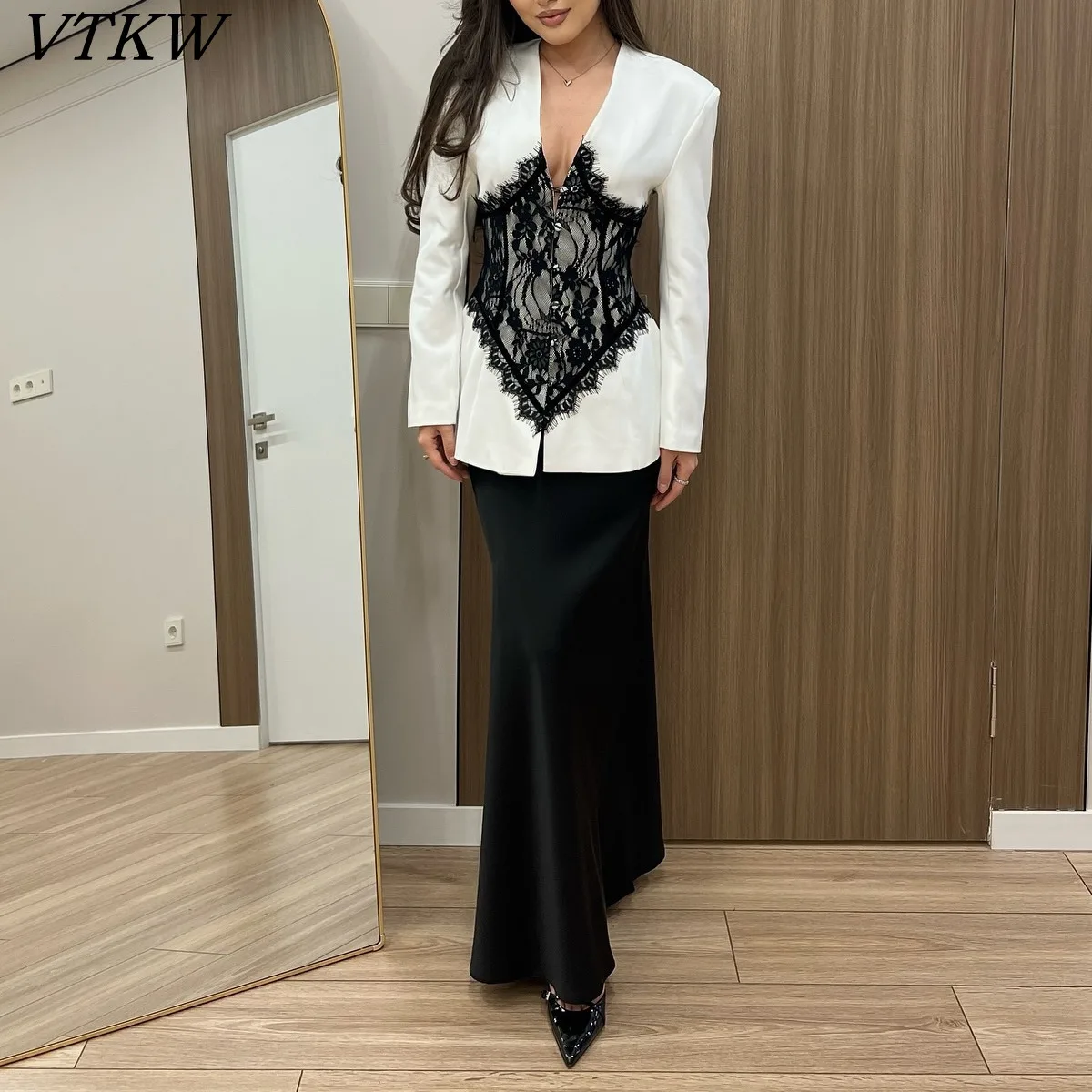 

VTKW 2026 Новый женский блейзер с контрастным кружевом черно-белого цвета, V-образный вырез, приталенный крой, элегантный, для вечеринок, модный, формальный пиджак