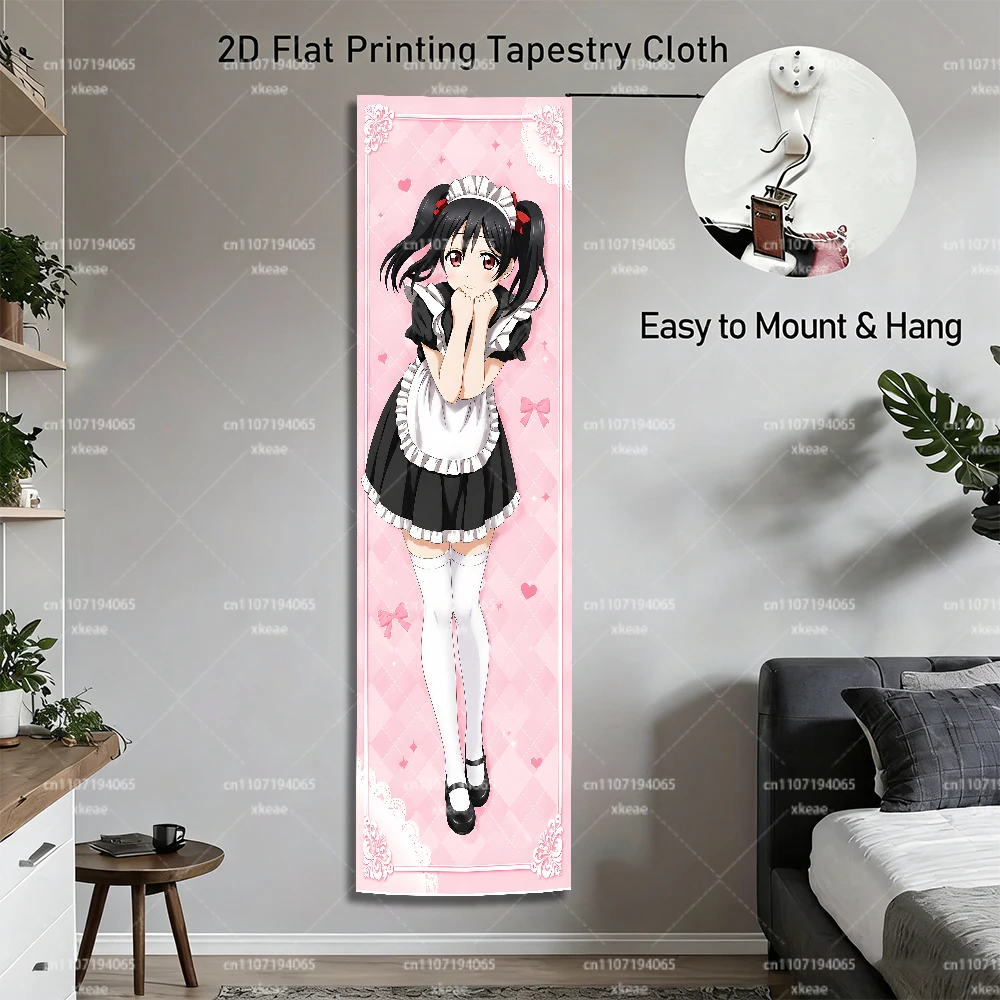 Nico Yazawa Vertikaler Wandteppich, LoveLive Maid Outfit, rosa kariertes Herz-Hintergrund, langer Anime-Wandbehang – Detail 3